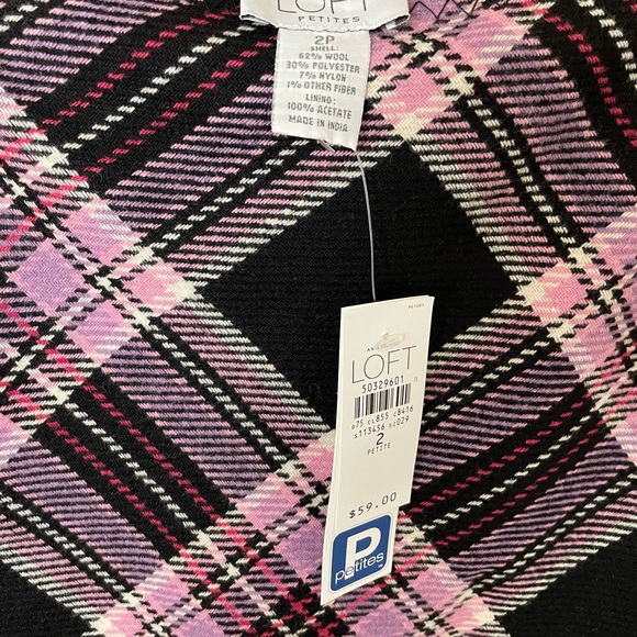 Ann Taylor LOFT wool plaid skirt size 2P - Picture 3 of 7